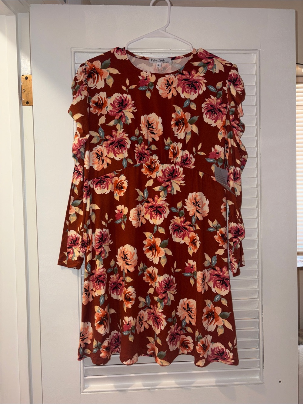 Trendy Brand New Floral Long-Sleeve Dress🔥